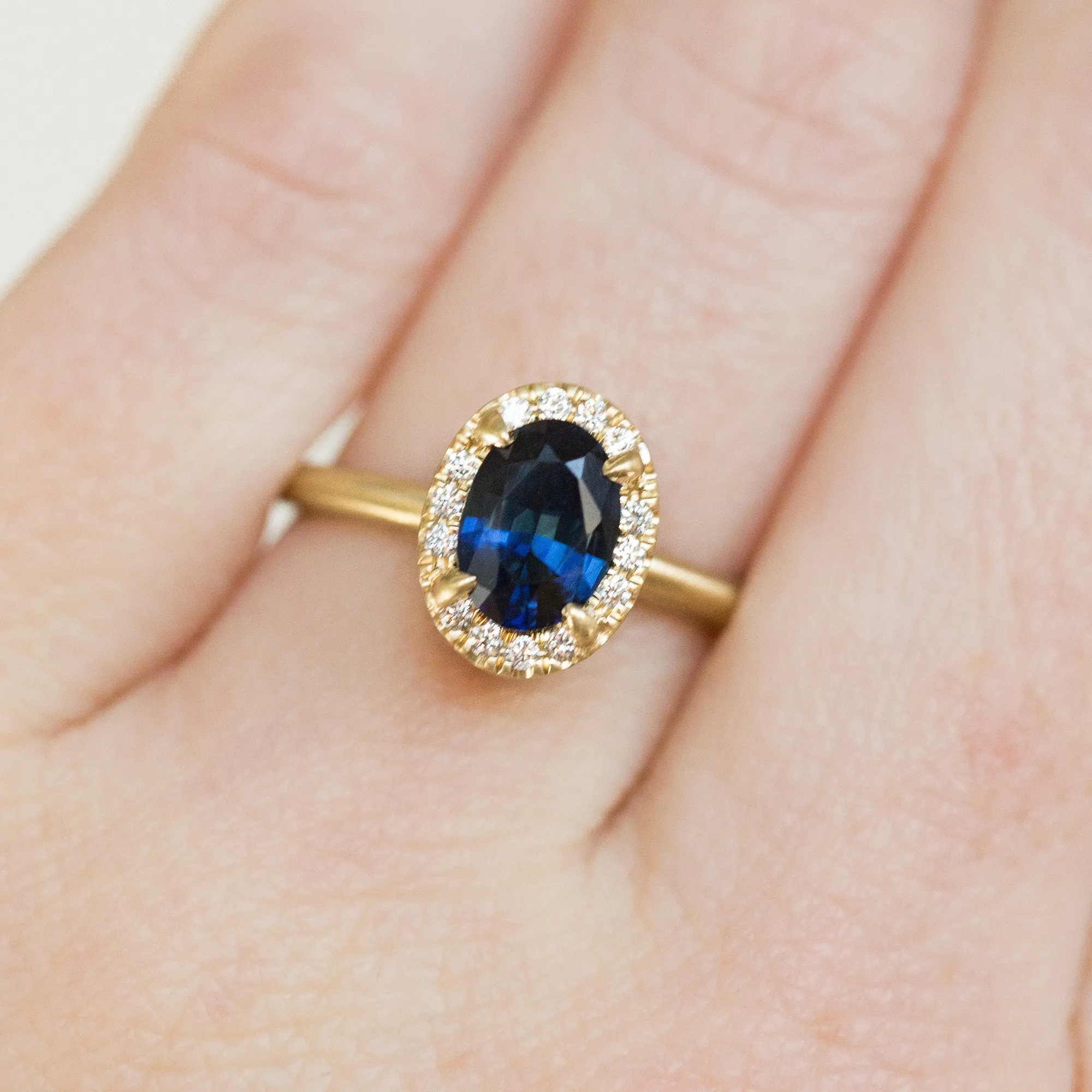 1.44ct Blue Oval Unheated Sapphire Diamond in Halo 18k Yellow Gold Setting