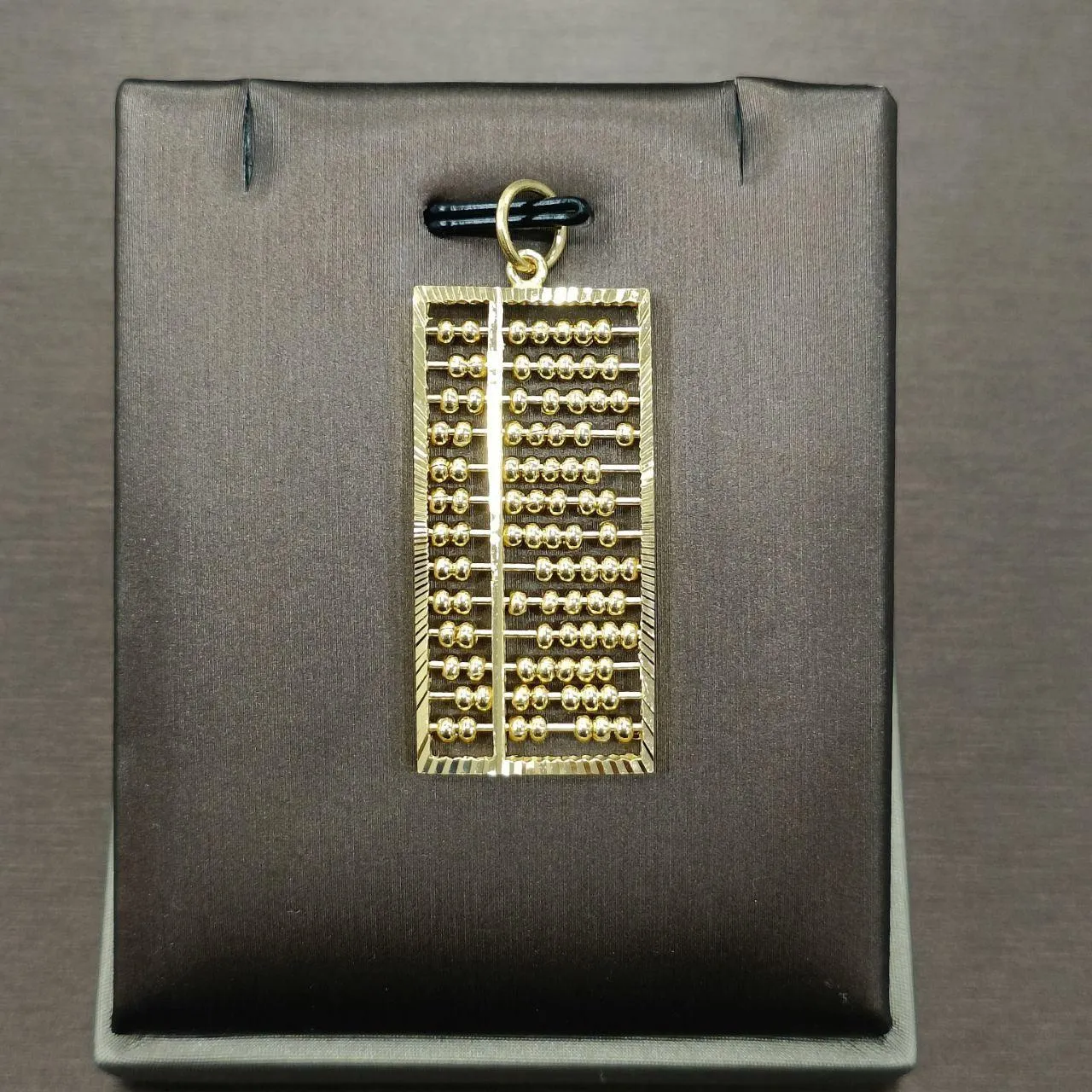 22k / 916 Gold Rectangle abacus pendant