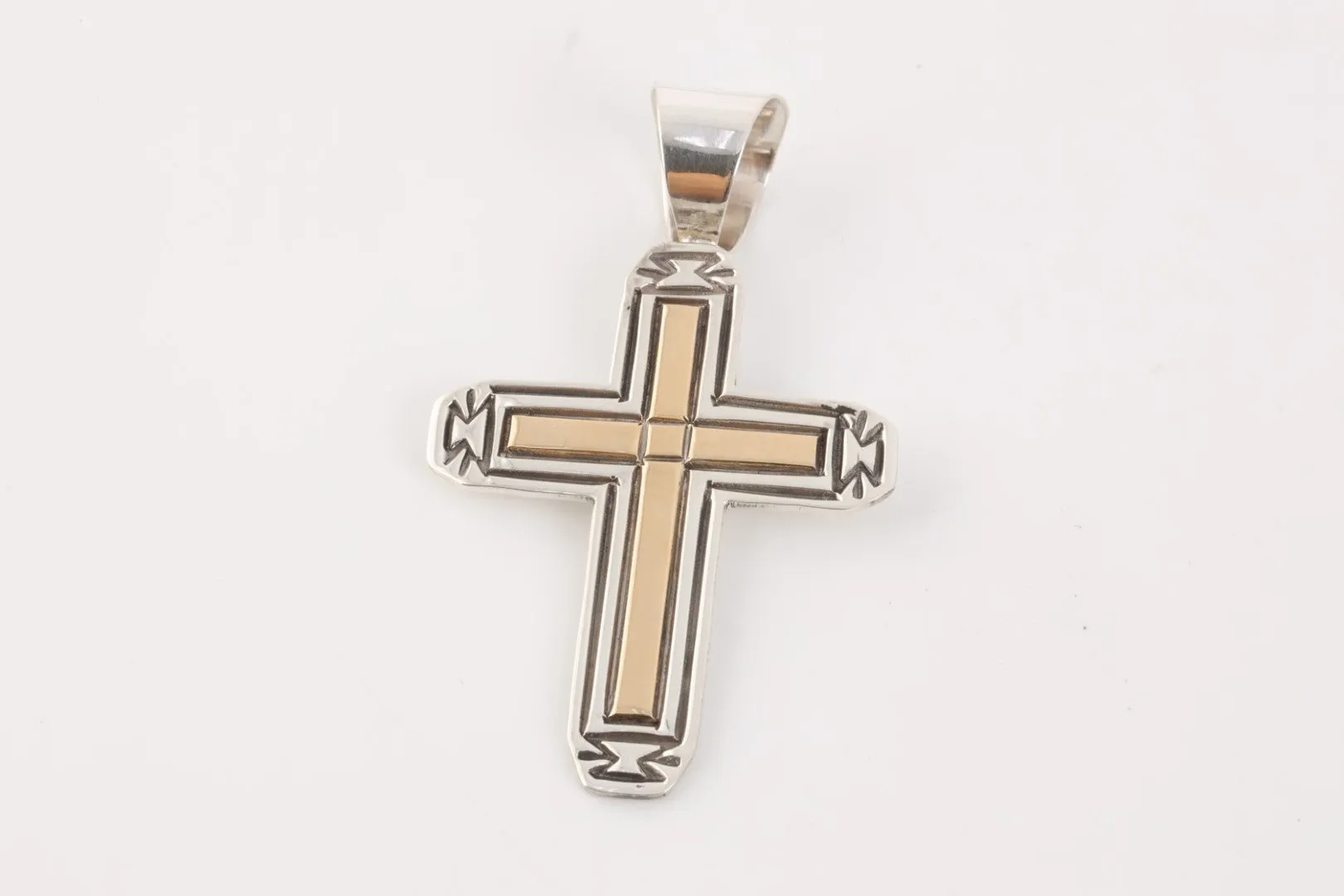 925 Silver Cross Pendant (12.26g.)