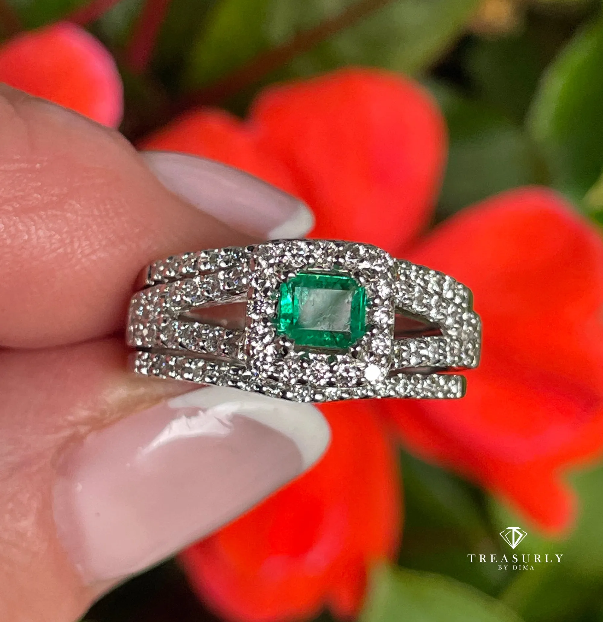 Estate 1.70ct Natural Green Emerald and Diamond Engagement Anniversary Triple Band Gold Ring by Heizberg