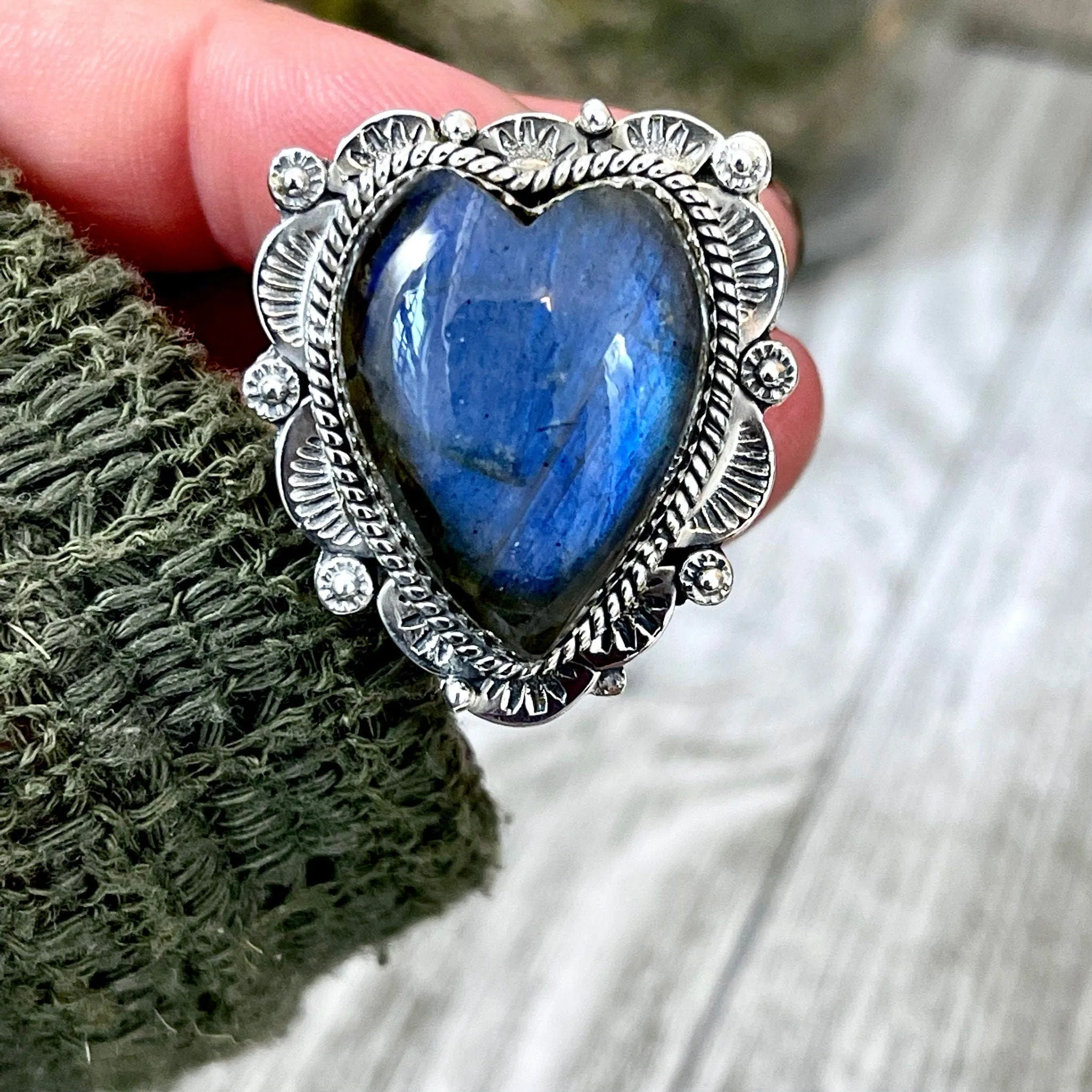 Labradorite Heart Crystal Statement Ring in Sterling Silver 925 - Adjustable to Size 6 7 8 9 - Designed by FOXLARK Collection