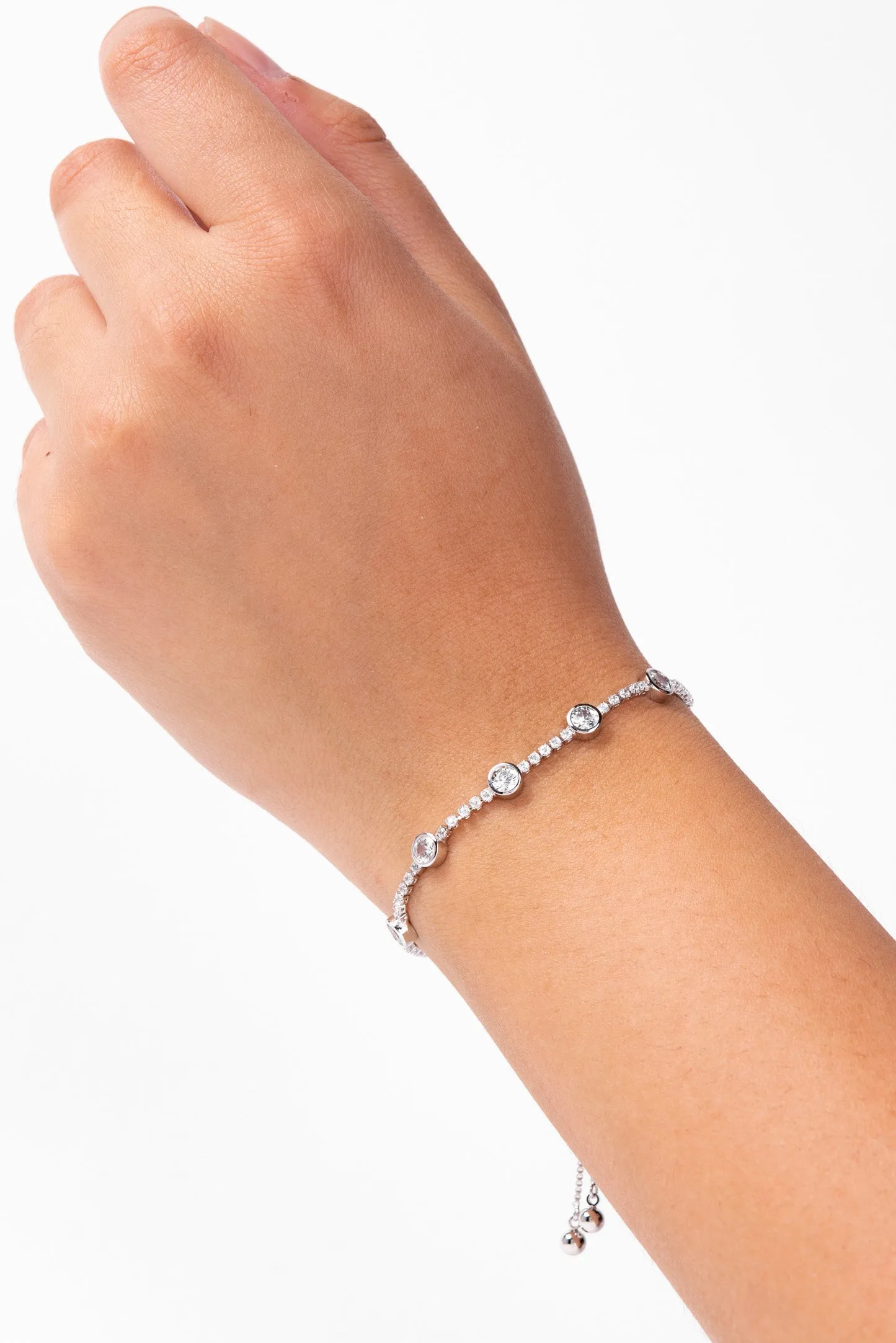 Laura Solitaire Bezzle Adjustable Bracelet - Silver