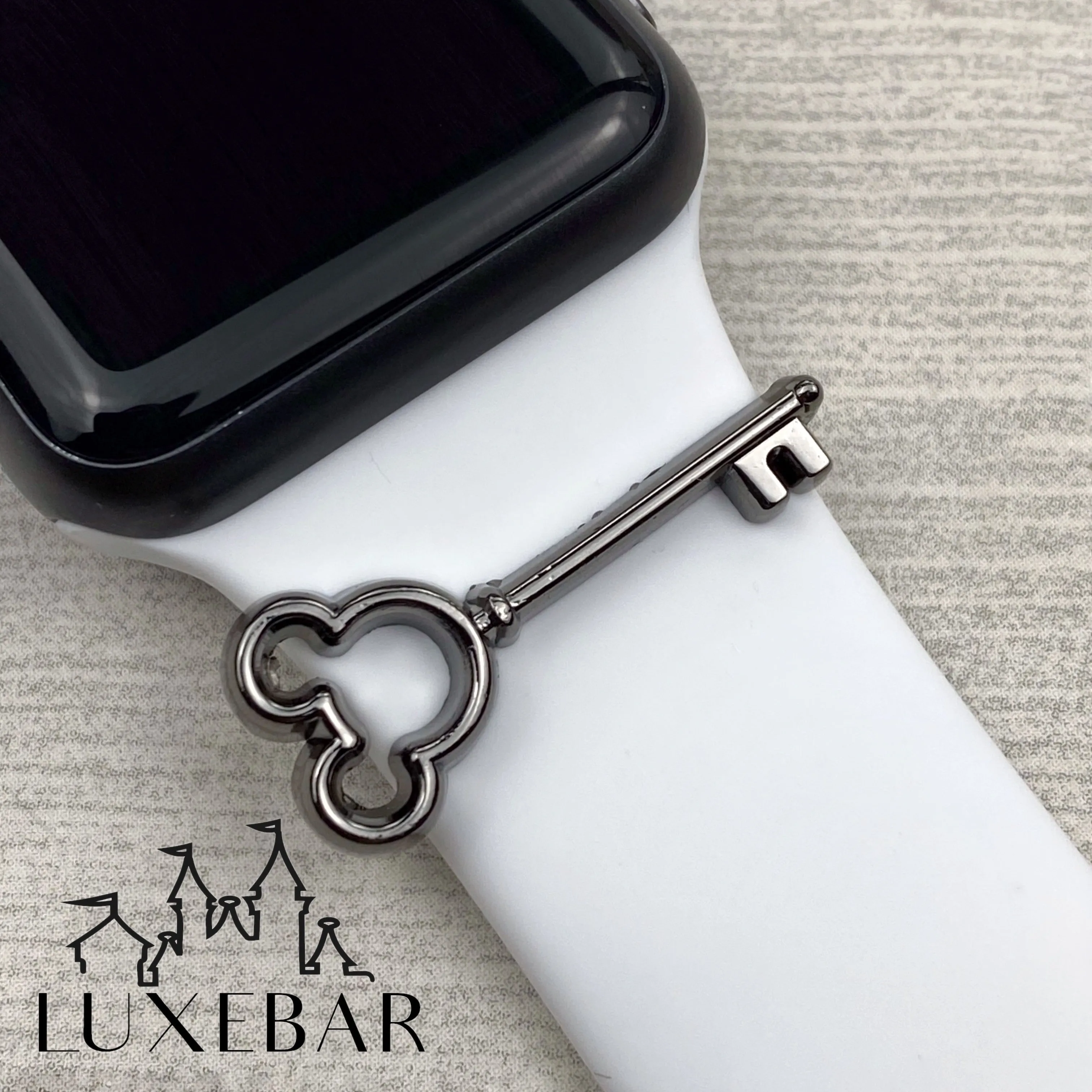 LuxeBar ~ Key to the Kingdom