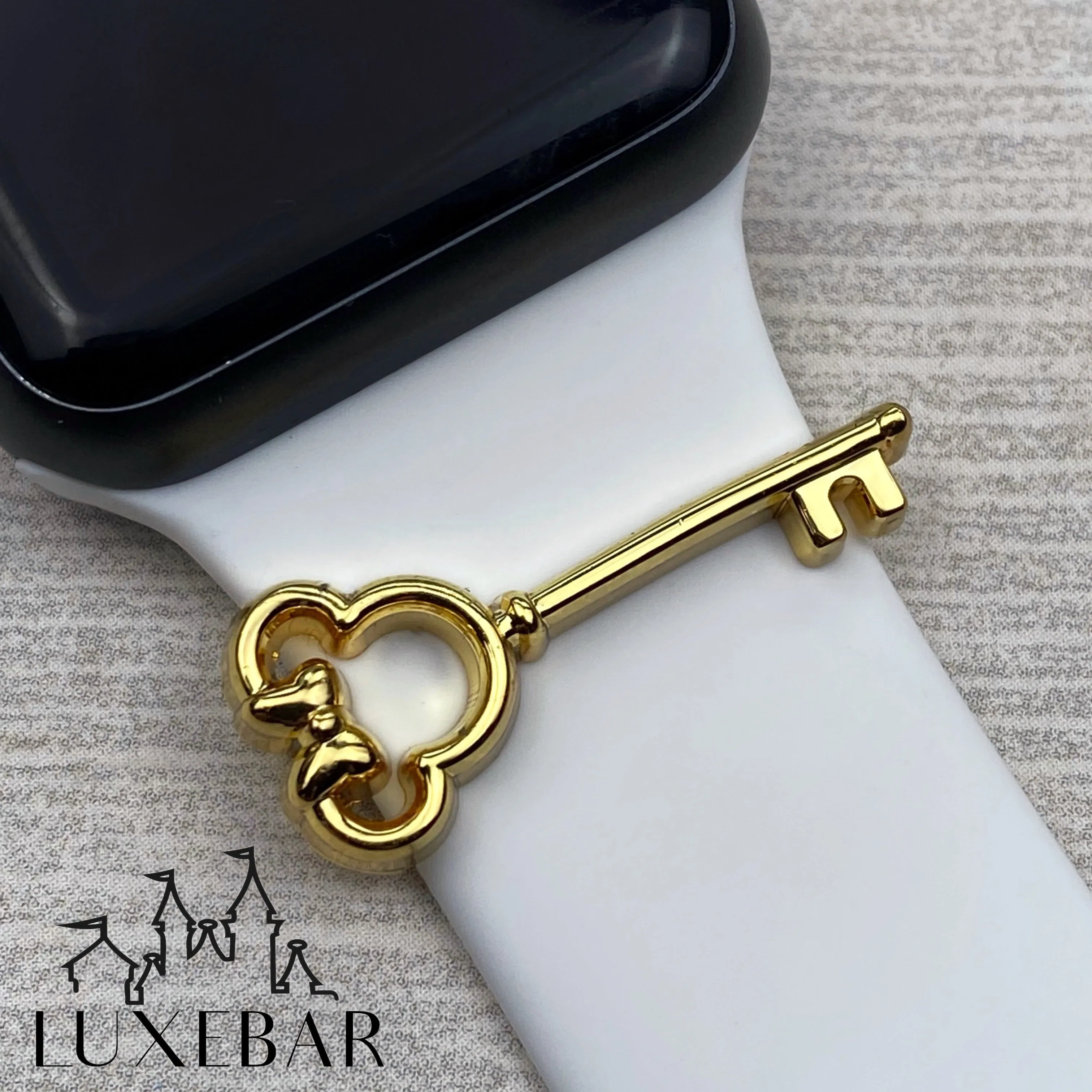 LuxeBar ~ Key to the Kingdom