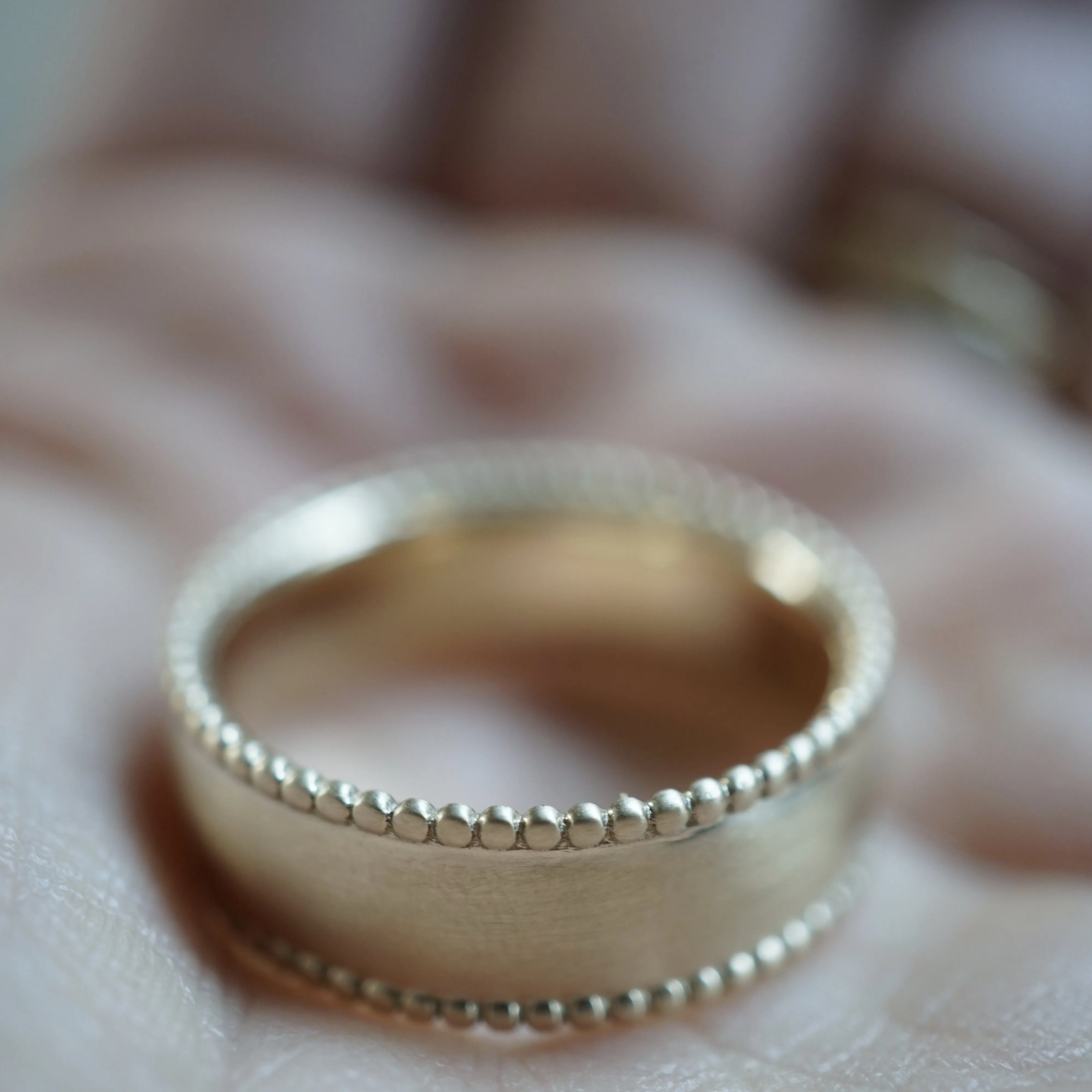 Men's Beaded Brushed Gold Band