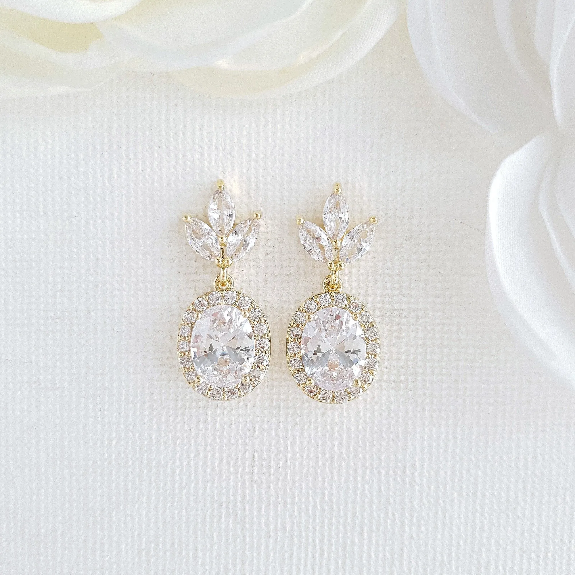 Oval Bridal Jewelry Set-Emily