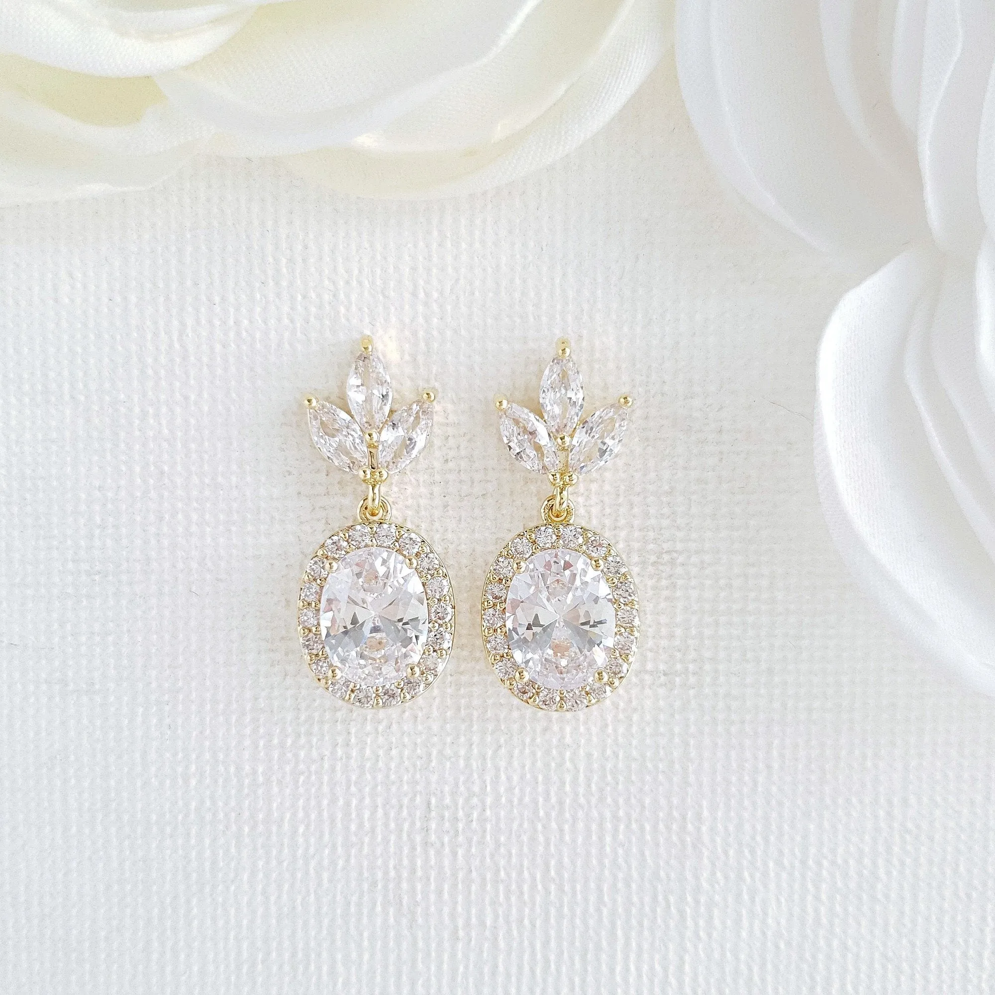 Oval Bridal Jewelry Set-Emily