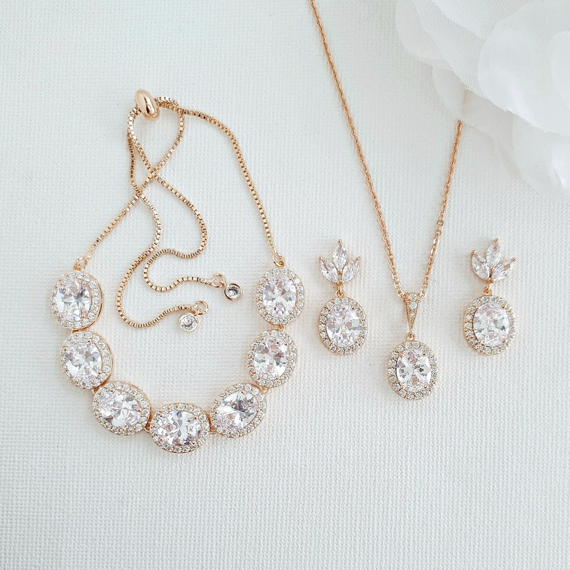 Oval Bridal Jewelry Set-Emily