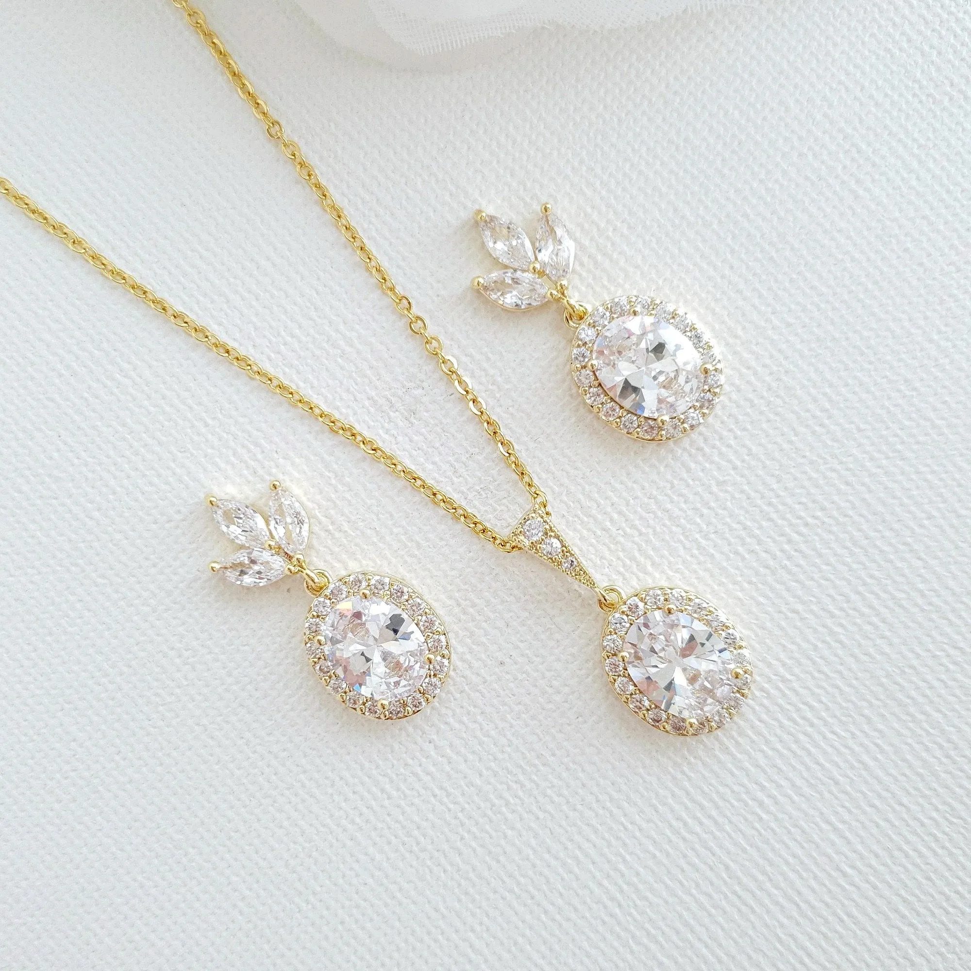 Oval Bridal Jewelry Set-Emily