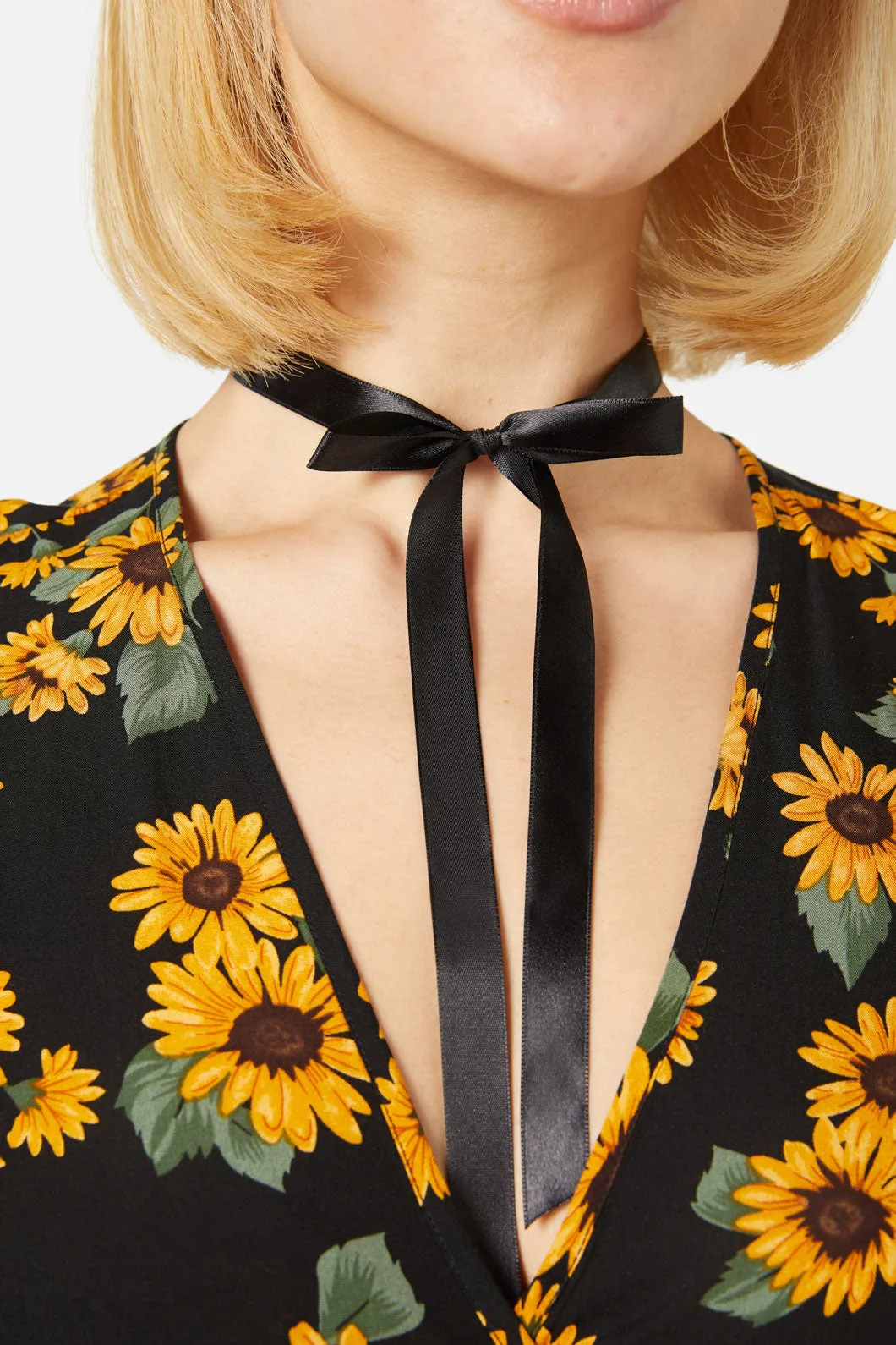 Satin Bow Choker