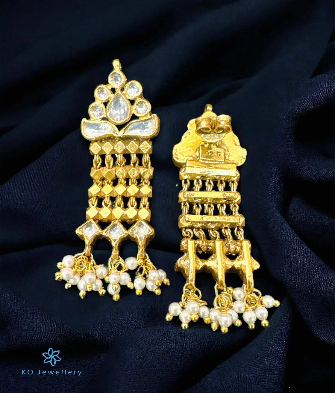 The Silver Kundan Earrings