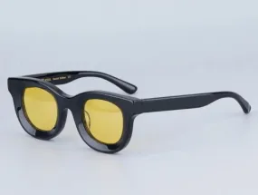 Trending Yellow With Black Frame Sunglass S3236960