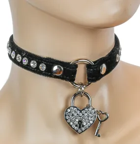 Velvet O-Ring with Rhinestone Heart Lock Choker